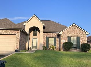 26264 Avoyelles Ave, Denham Springs, LA 70726