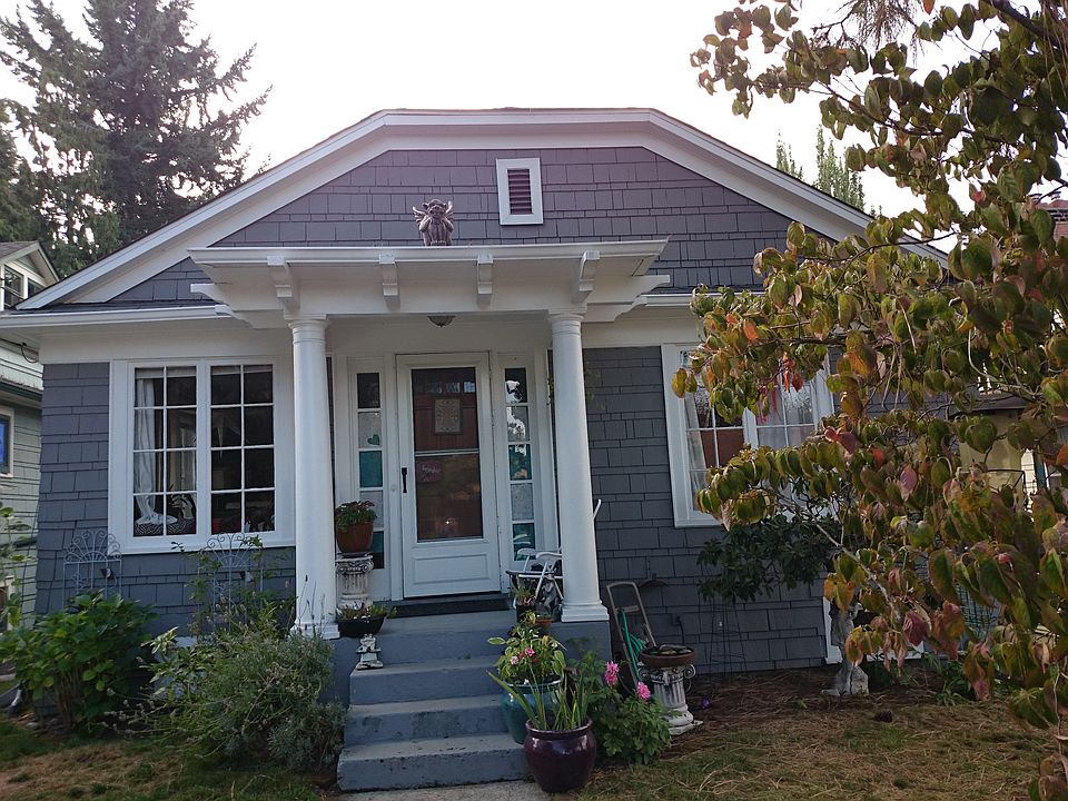 2nd image of 5515 8th Ave NE