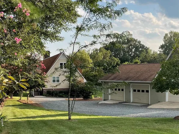 17216 Randalls Ferry Rd, Norwood, NC 28128