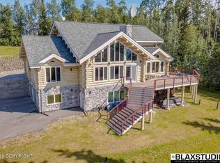 995 Ellesmere Dr, Fairbanks, AK 99709