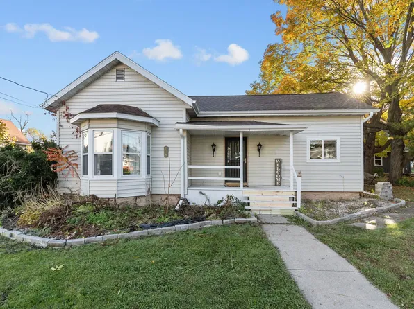 224 S Mill St, Hortonville, WI 54944