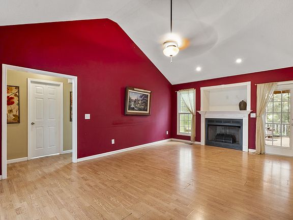5th image of 3533 Cedar Ave NW