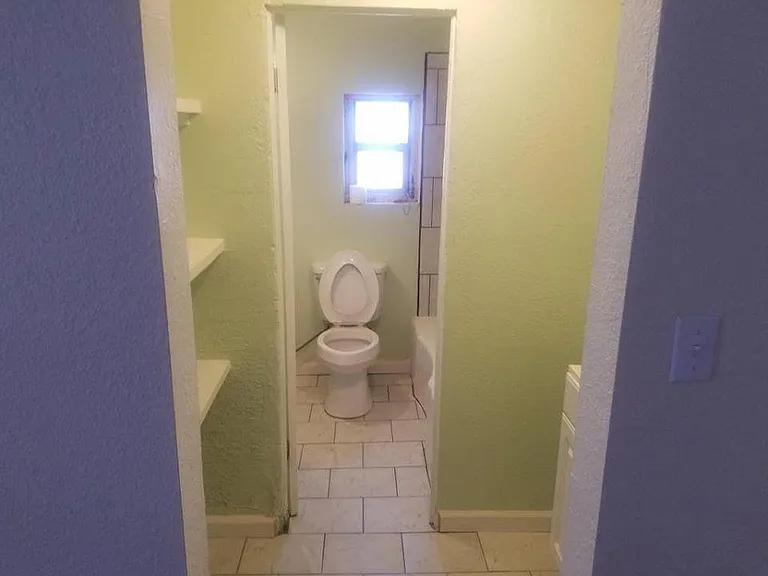 315 Princeton Dr SE #C — Photo 5