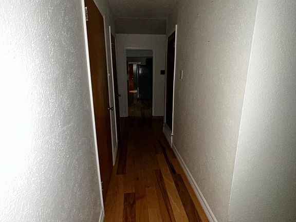 3rd image of 1241 N Wildwood Dr