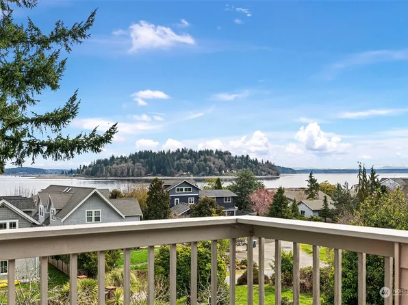 2827 Moorelands Drive NW, Gig Harbor, WA 98335