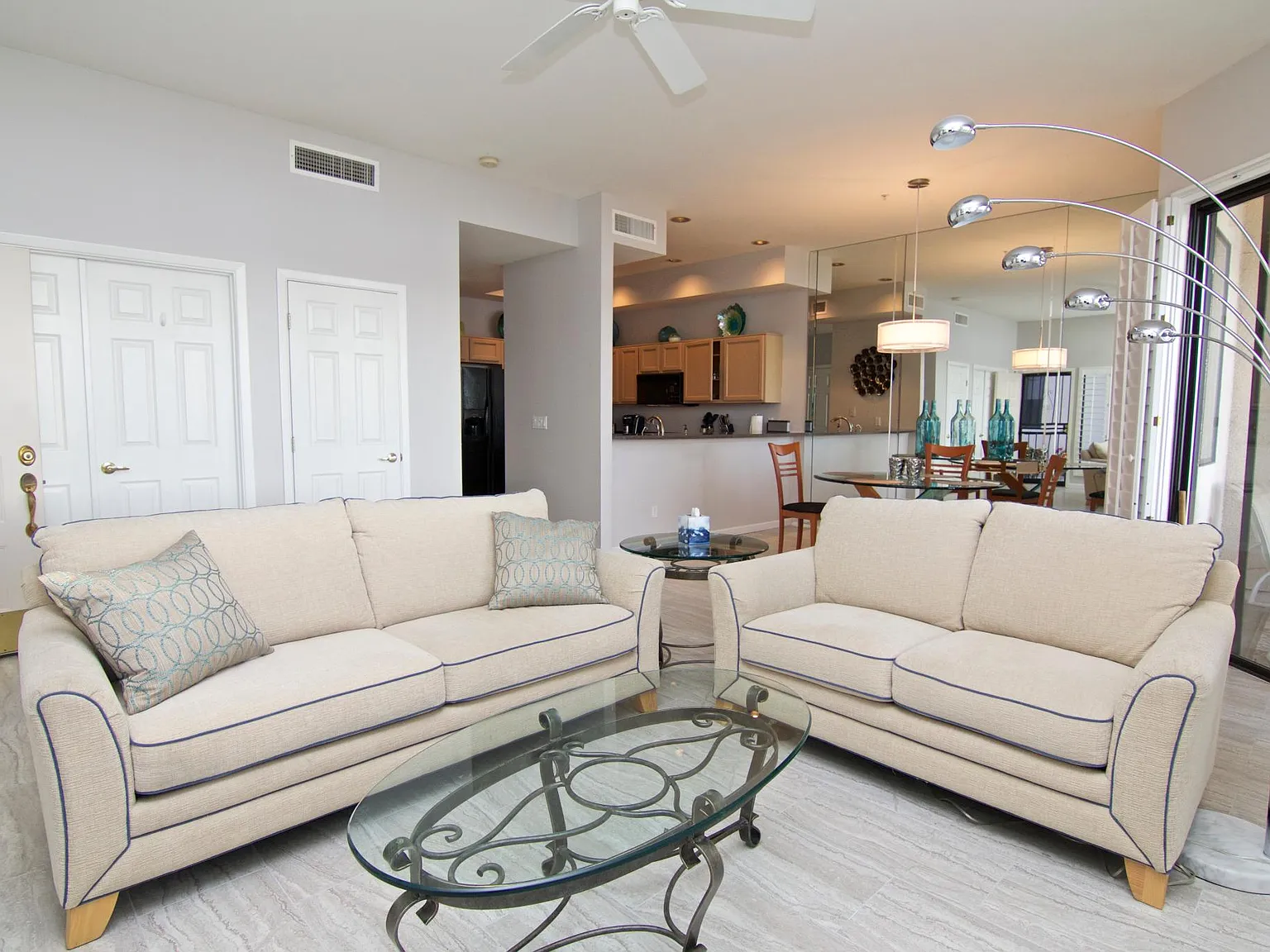 2 bed, 1510 sqft, $6,495 — Photo 3