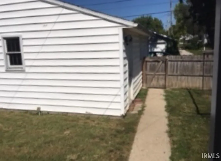 2 bed, 1.0 bath, 600 sqft, $840 — Photo 4