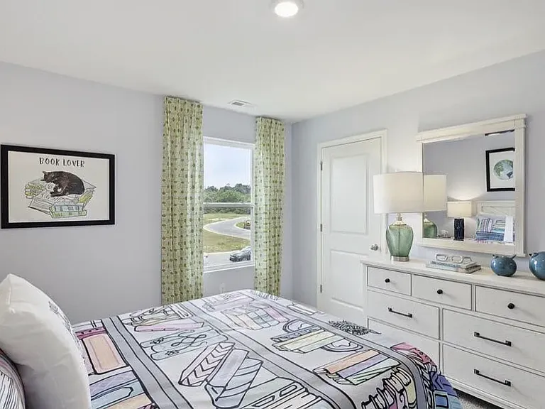 1568 Robin Rd — Photo 14