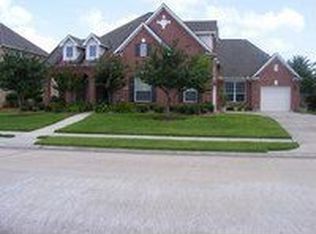 2203 Verona Dr, Pearland, TX 77581