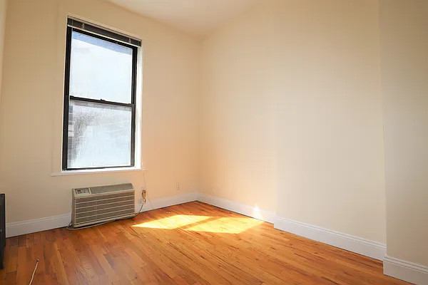 Rented by Corcoran | media 11