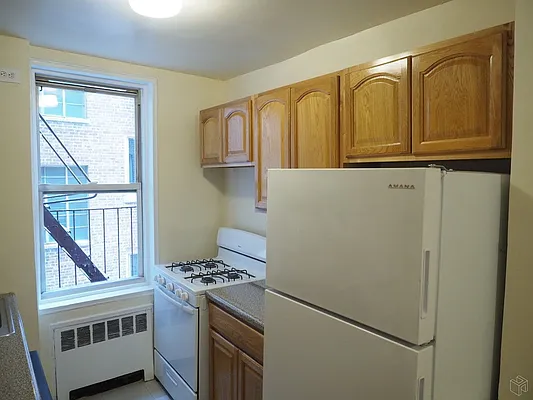 Rented by Halstead Real Estate | media 26