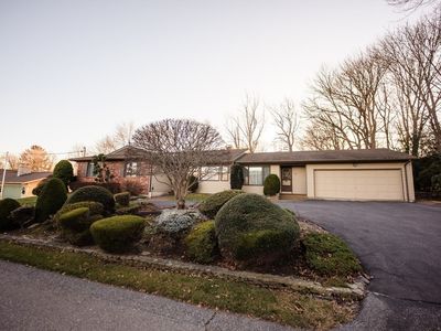 135 Harrington Ln, Somerset, MA, 02726