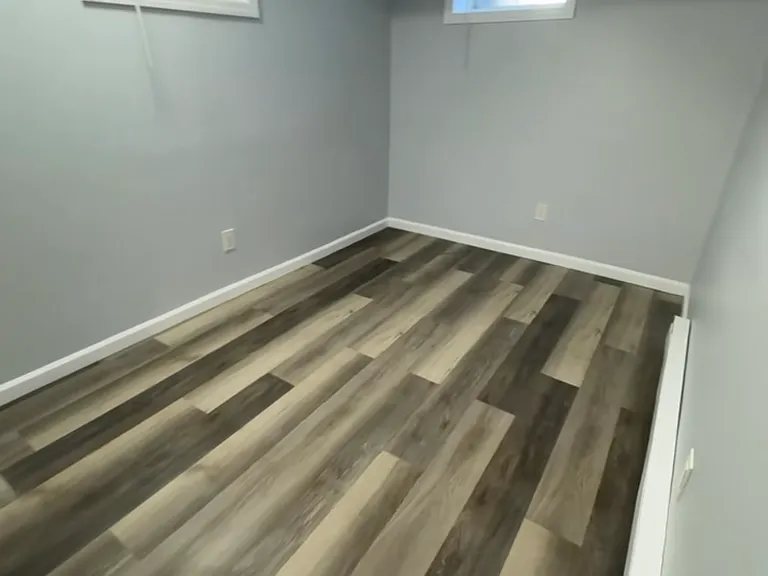 477 Clifton Ave #BASEMENT — Photo 6