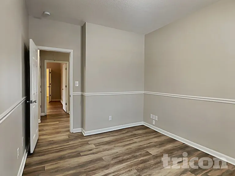 153 Devon Forest Dr — Photo 11