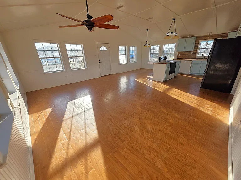 405 Blue Water Blvd — Photo 12