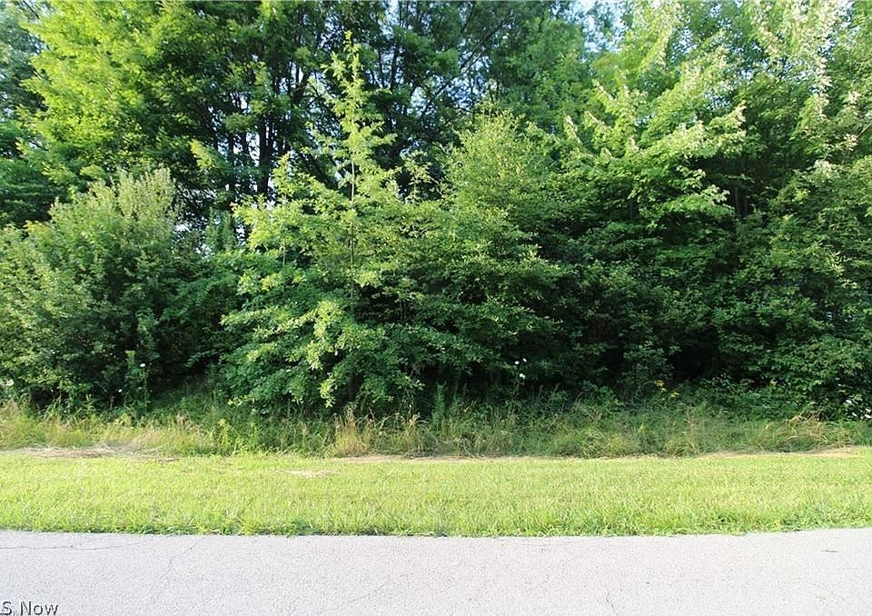 1st image of 67 Chaffee Dr