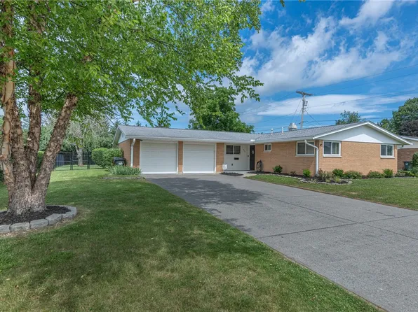463 Young Dr, Fairborn, OH 45324