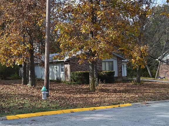 2nd image of 1407 Kenwood Dr