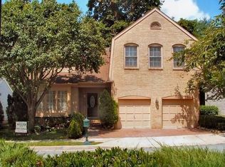 12041 Montrose Village Ter, Rockville, MD 20852
