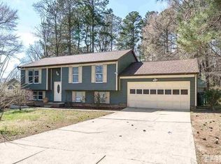 118 Dark Oak Dr, Cary, NC 27513