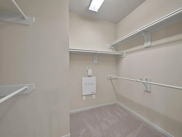 3323 Masters Point Dr — Photo 19