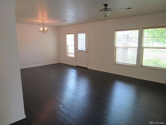 5th image of 575 Alton Way #E