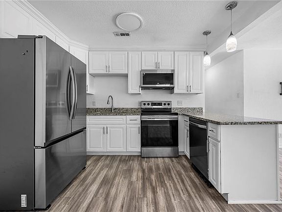 2nd image of 107 Beazley Dr