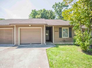 10452 Laura Lee Ln, Knoxville, TN 37922