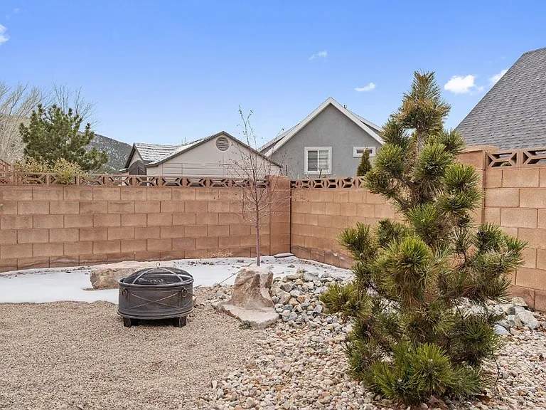 1590 S West Canyon Dr — Photo 29