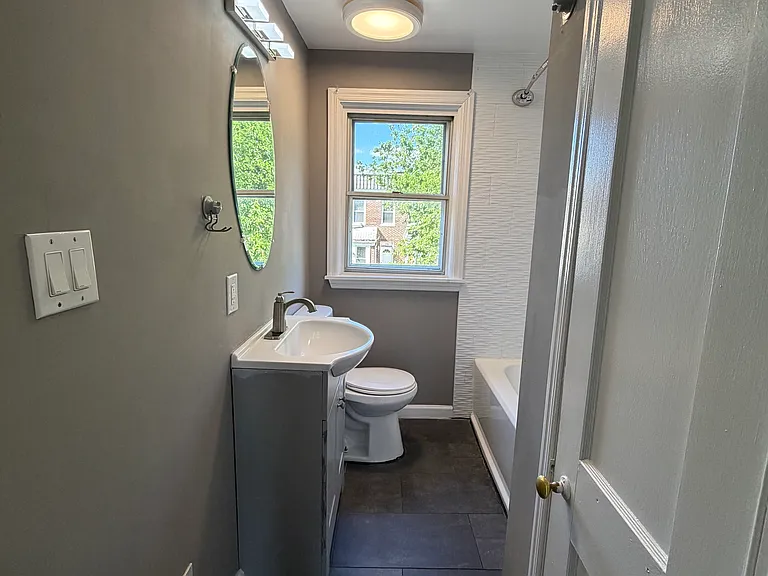 1353 Cambria St — Photo 26
