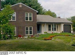 1704 Sadlers Wells Dr, Herndon, VA 20170