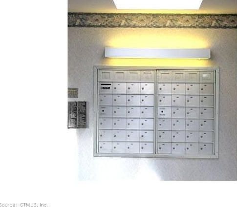 4th image of 1204 Whitney Ave APT 117