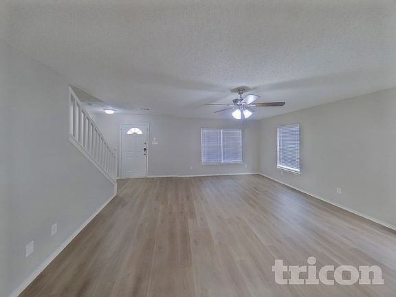 2nd image of 2208 Capstan Dr