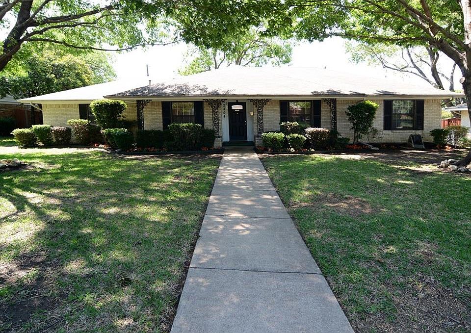 1st image of 12464 Wood Manor Cir