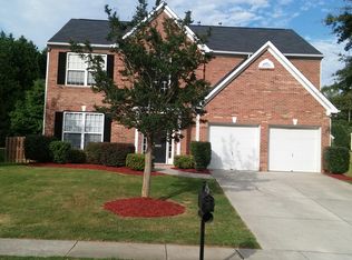 10810 Chastain Parc Dr, Charlotte, NC 28216