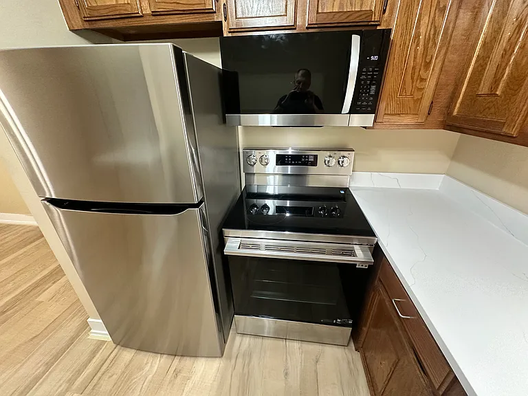 1856 N Goodwin Dr #1B — Photo 6