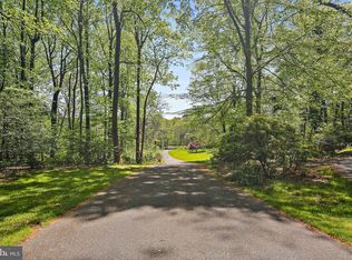 2911 Caves Rd, Owings Mills, MD 21117