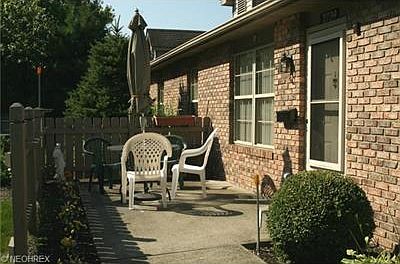 2nd image of 2739 Shakespeare Ln