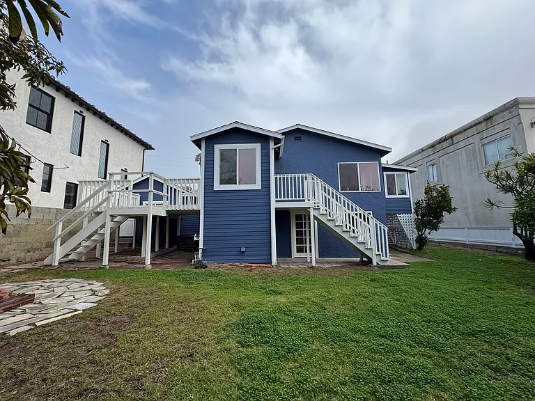 1527 Golden Ave — Photo 27