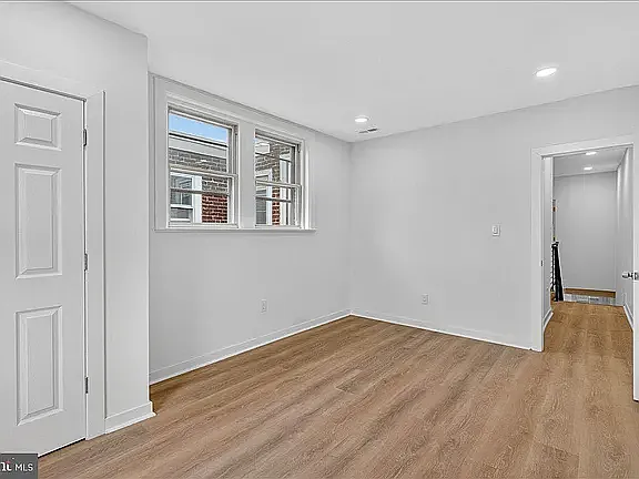 6737 N Smedley St — Photo 19