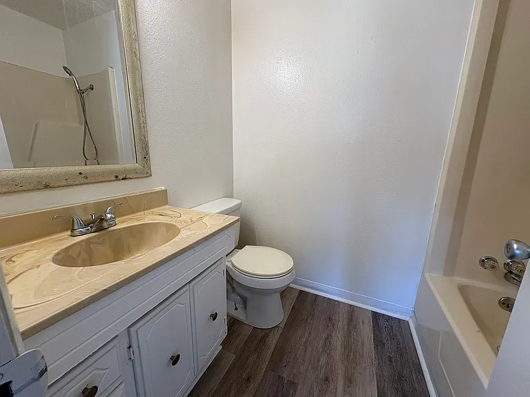 6921 Sears Ter — Photo 4