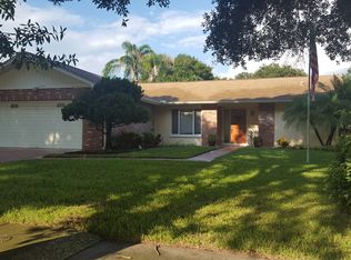 2946 Macalpin Dr W, Palm Harbor, FL 34684