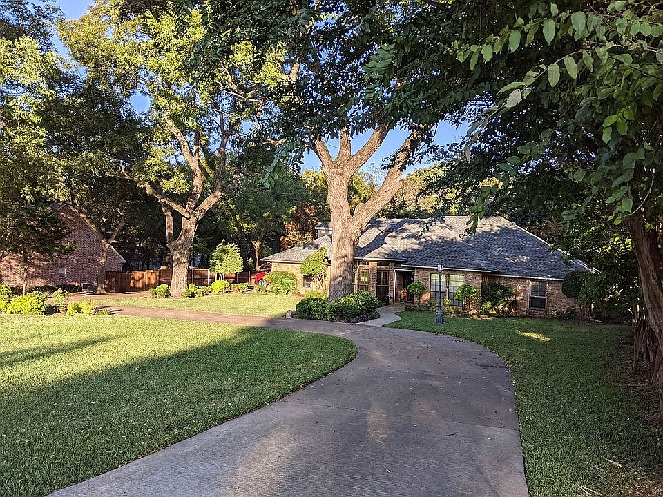 2nd image of 1760 Creek Bend Dr