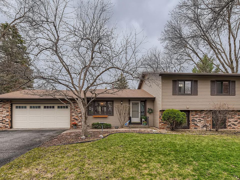 1st image of 6742 Deerwood Ln N