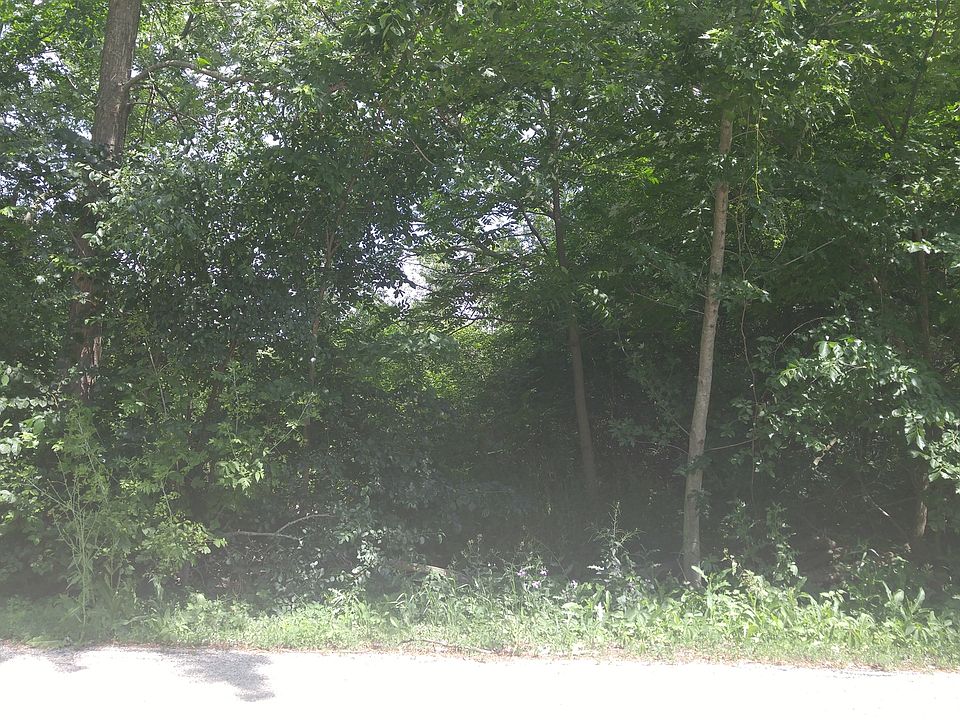 2nd image of 212 Princeton Ave