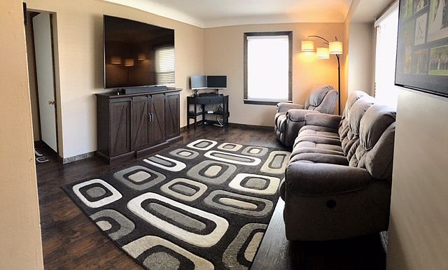 2nd image of 25117 Fortuna St