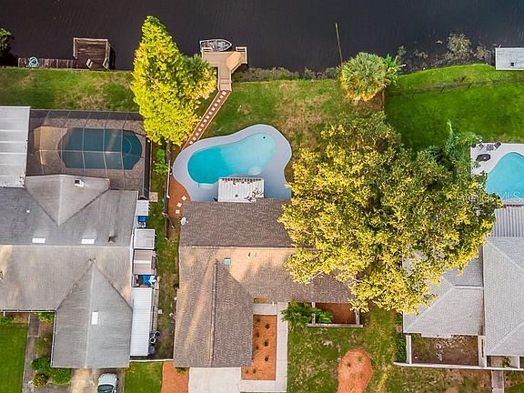 4th image of 6815 Twelve Oaks Blvd