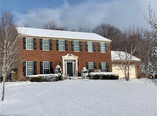 4044 Appleridge Ln, Richfield, OH 44286