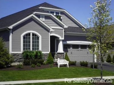 18 Lindenwood Dr, Ballston Lake, NY, 12019