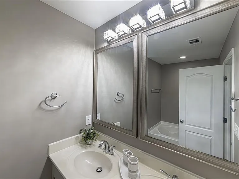 2657 Cedar Dr — Photo 49